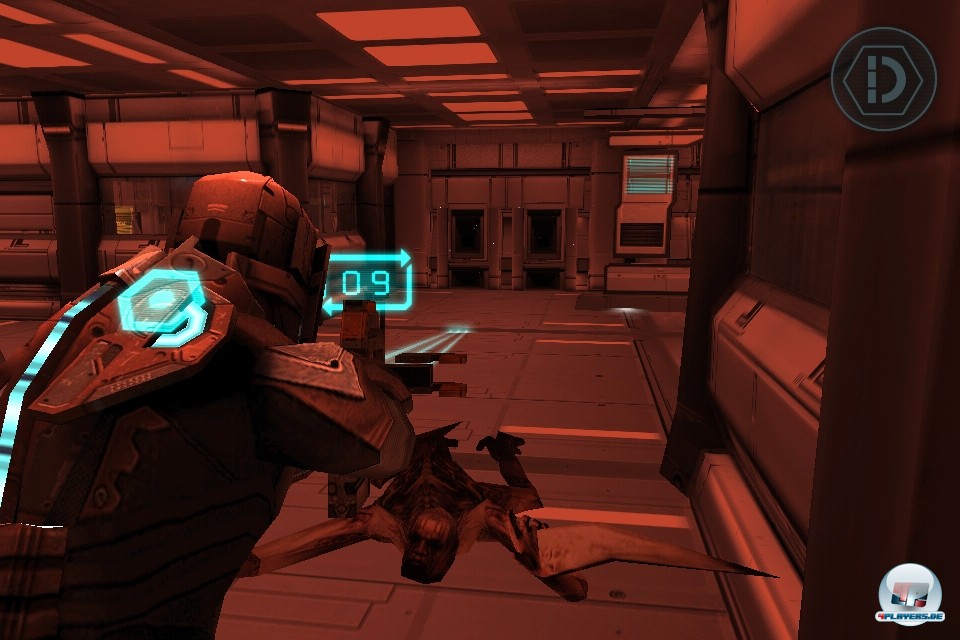 Der gute alte Plasmacutter in Aktion: Die fachgerechte Absäbelung einzelne Nekromorphen-Teile ist nach wie vor eine der Säulen des Dead Space-Spieldesigns. Der gute alte Plasmacutter in Aktion: Die fachgerechte Absäbelung einzelne Nekromorphen-Teile ist nach wie vor eine der Säulen des Dead Space-Spieldesigns.