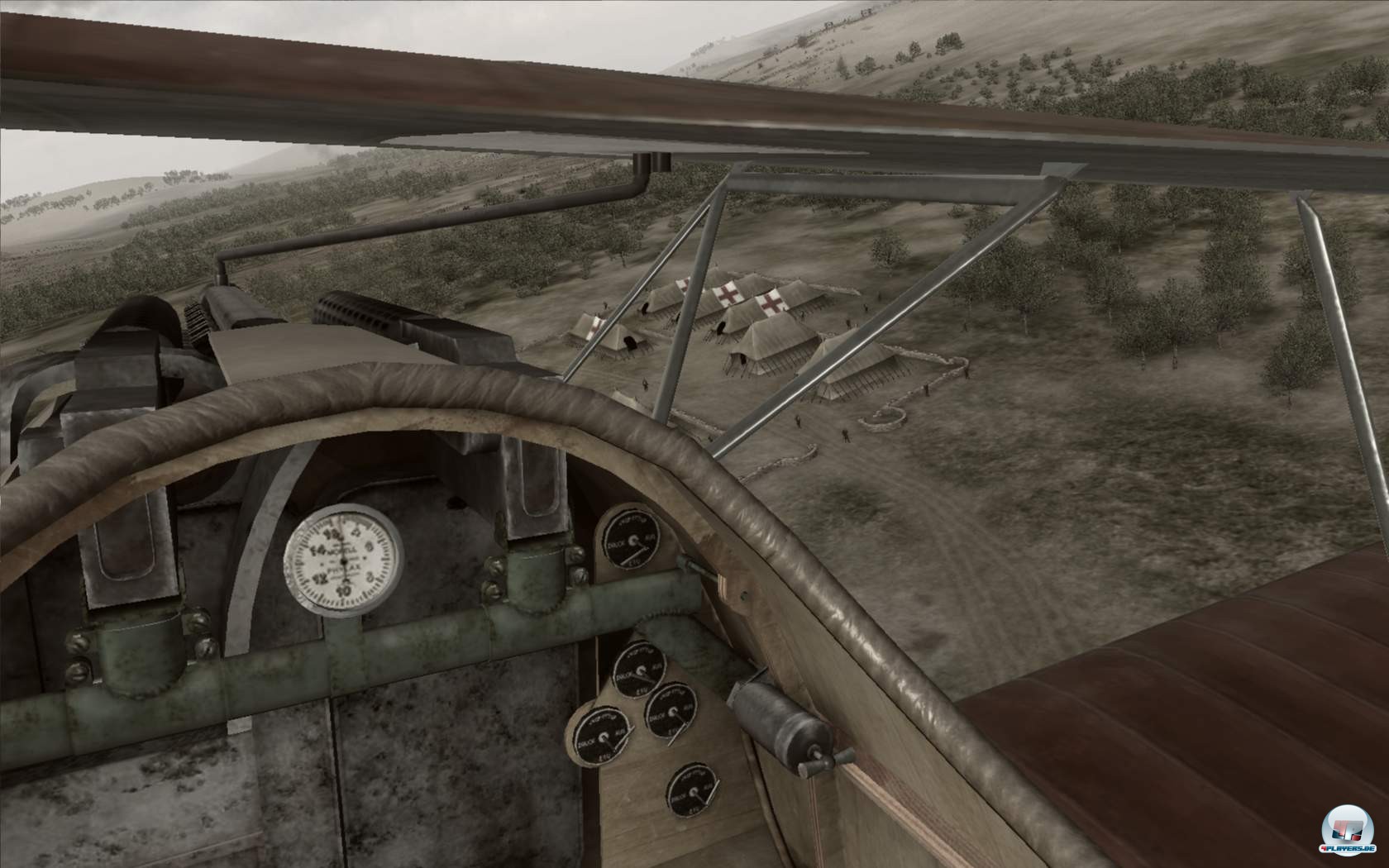 Am Ende jedes Kapitels darf man in den Erinnerungen eines WW1-Veteranen herumfliegen - ein interessanter Kniff, der auch ansehnlich präsentiert wird, spielerisch aber das Ruder nicht herumreißt. Am Ende jedes Kapitels darf man in den Erinnerungen eines WW1-Veteranen herumfliegen - ein interessanter Kniff, der auch ansehnlich präsentiert wird, spielerisch aber das Ruder nicht herumreißt.