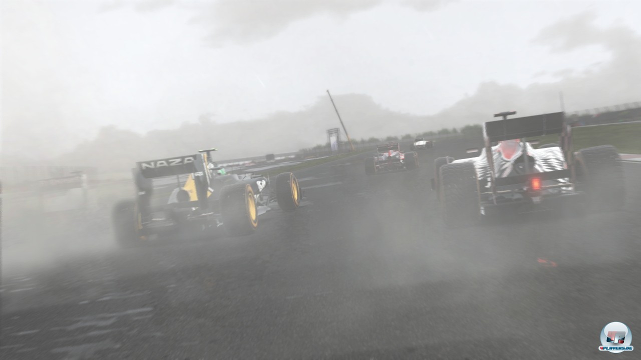 Bei Regenwetter wird die Sicht aufgrund der aufgewirbelten Gischt deutlich beeinträchtigt. Bei Regenwetter wird die Sicht aufgrund der aufgewirbelten Gischt deutlich beeinträchtigt.