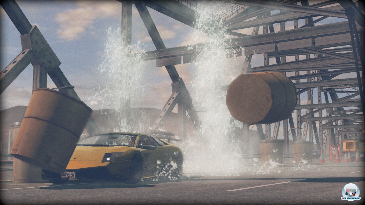 Ohne Rücksicht auf Verluste geht es mit Vollgas durch San Francisco. Ohne Rücksicht auf Verluste geht es mit Vollgas durch San Francisco.