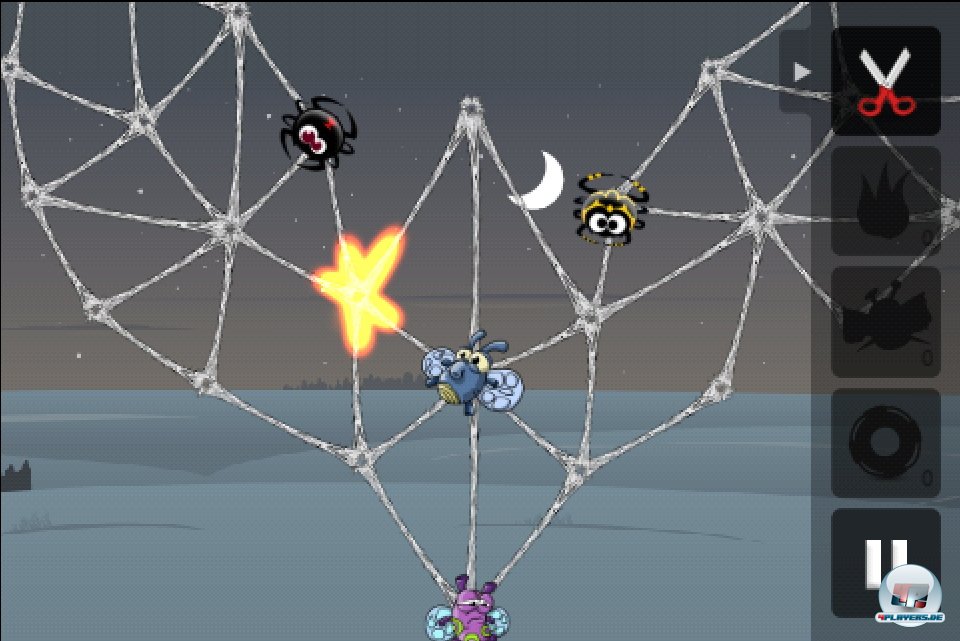 Per Fingertipp kappt man die Spinnweben, um die zappelnden Fliegen zu retten - oder man kokelt gleich einganzes sternf&ouml;rmiges B&uuml;ndel ab.