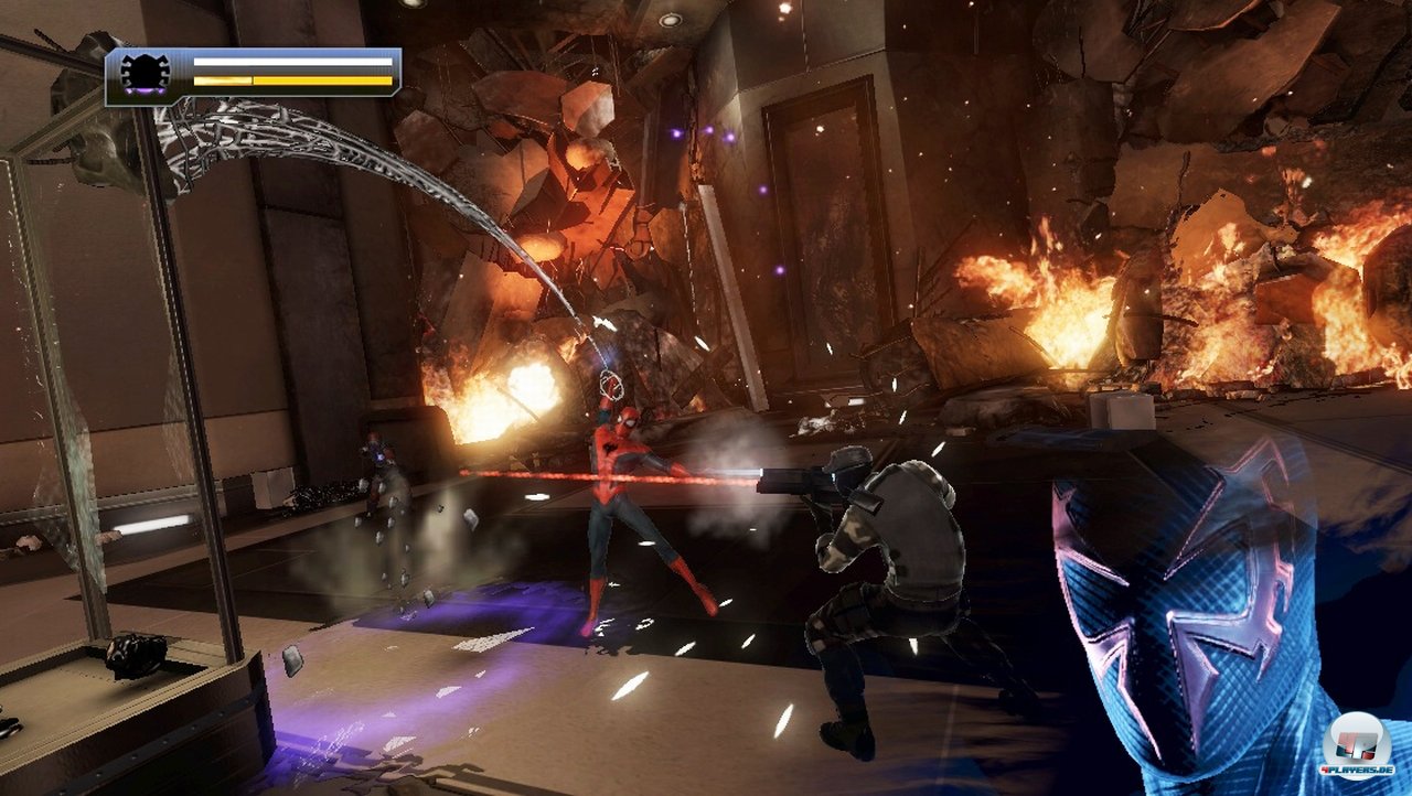 Man wechselt immer wieder zwischen beiden Spinnenm&auml;nnern hin und her, wobei die Unterschiede sehr gering ausfallen. Aber die Dialoge zwischen den beiden sind zum Teil sehr unterhaltsam.