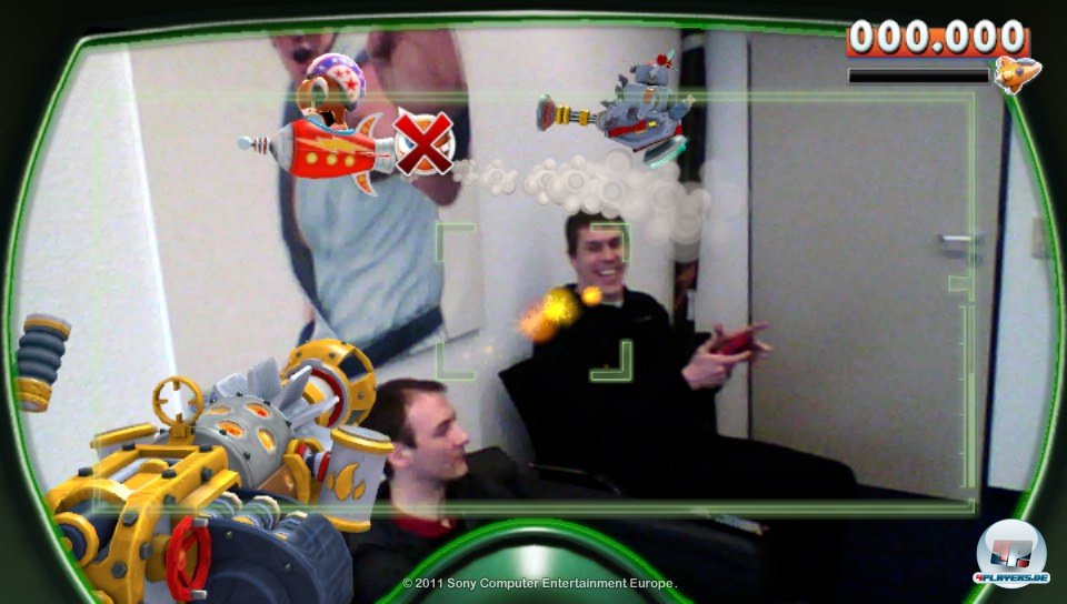 Im Augmented-Reality-Spiel d&uuml;sen Deviants und Bots direkt durchs Zimmer. Wer sich nicht ab und zu umdreht, verliert seine Sch&uuml;tzlinge schnell.