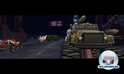 Die Engine kommt selbst mit derart hässlicher Grafik nicht klar: Die niedrige Framerate verwandelt die Offroad-Rennen in eine Slideshow. Die Engine kommt selbst mit derart hässlicher Grafik nicht klar: Die niedrige Framerate verwandelt die Offroad-Rennen in eine Slideshow.