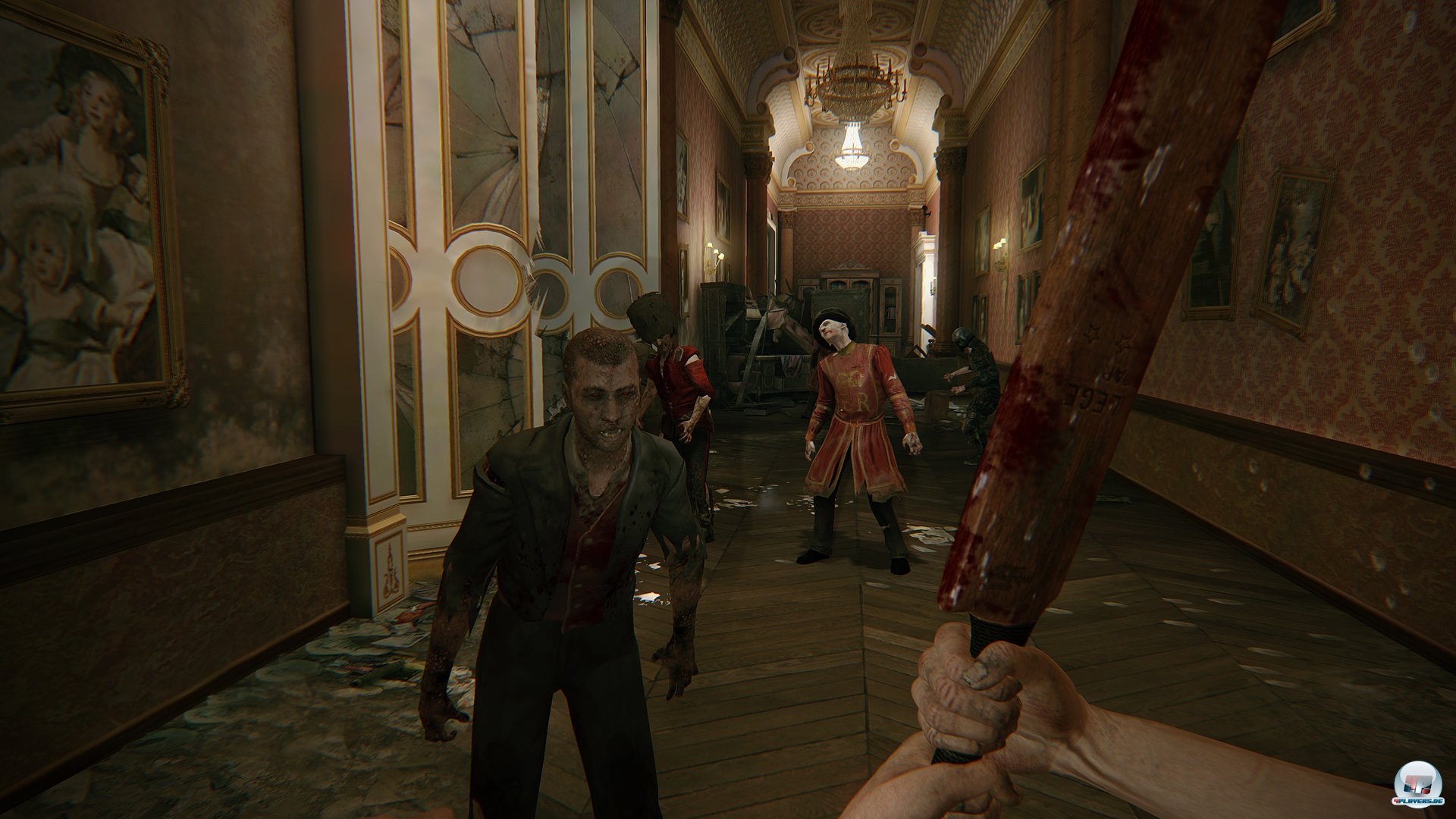 Auch im Buckingham Palast ist man unterwegs, auch hier wurde alles überrannt. Warum eigentlich? Auch im Buckingham Palast ist man unterwegs, auch hier wurde alles überrannt. Warum eigentlich?