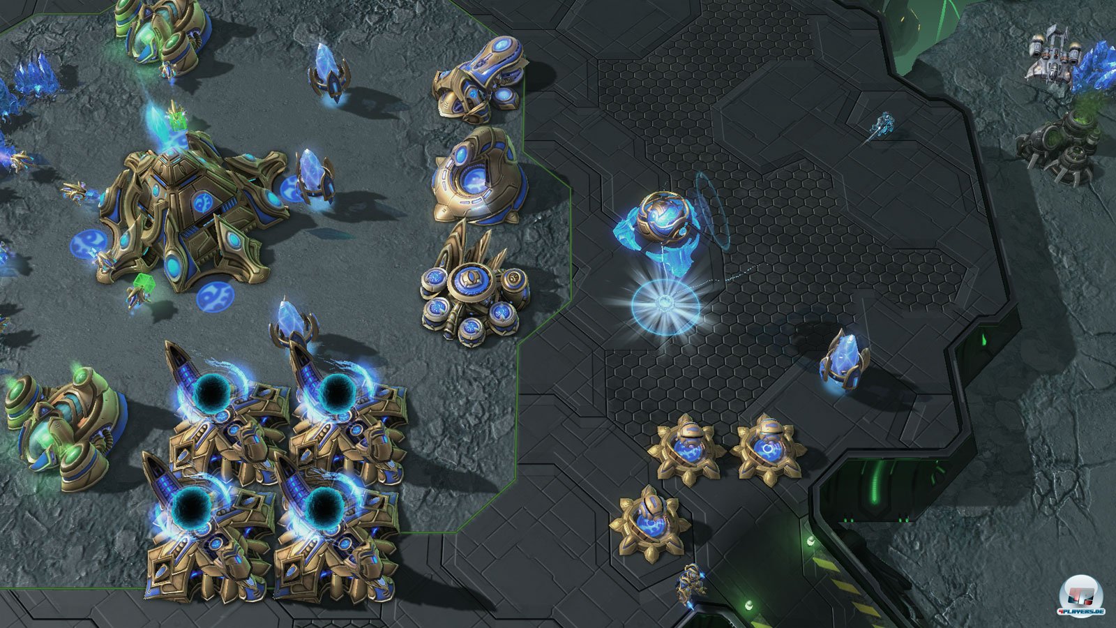 Deutlich fr&uuml;her verf&uuml;gbar als das Mutterschiff: Der Mutterschiffkern.