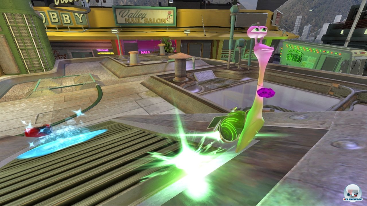 Pro Schauplatz erfüllt man entweder diverse Ziele unter Zeitdruck oder erforscht das Terrain im freien Modus. Pro Schauplatz erfüllt man entweder diverse Ziele unter Zeitdruck oder erforscht das Terrain im freien Modus.