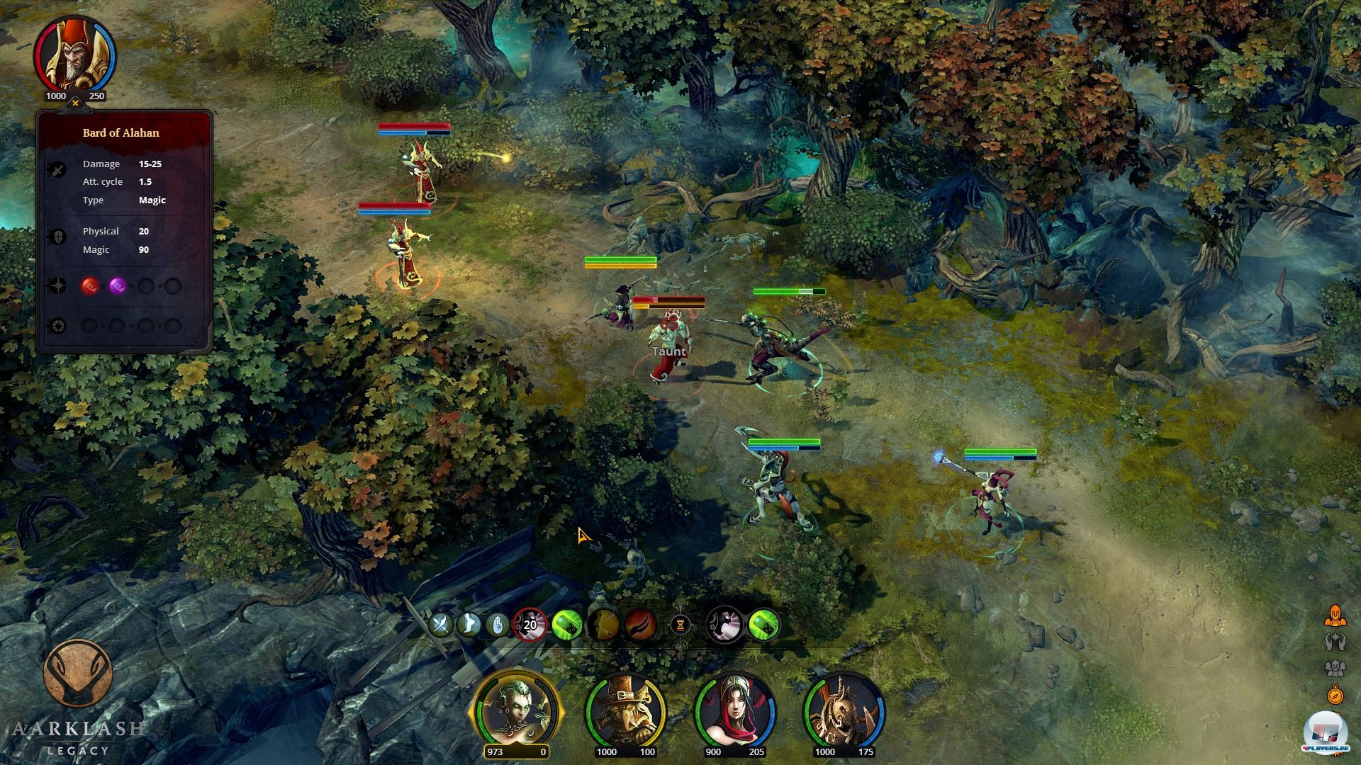 Die Echtzeitk&auml;mpfe lassen sich jederzeit pausieren, um neue Befehlsketten zu erstellen.